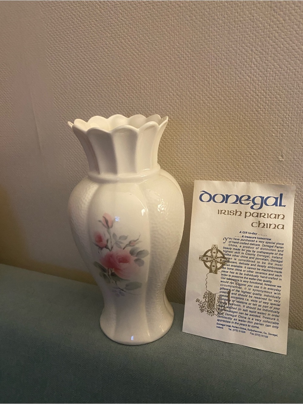 Vintage Donegal Parian China Ireland Lifford Vase 7012 Pink Rose Embossed